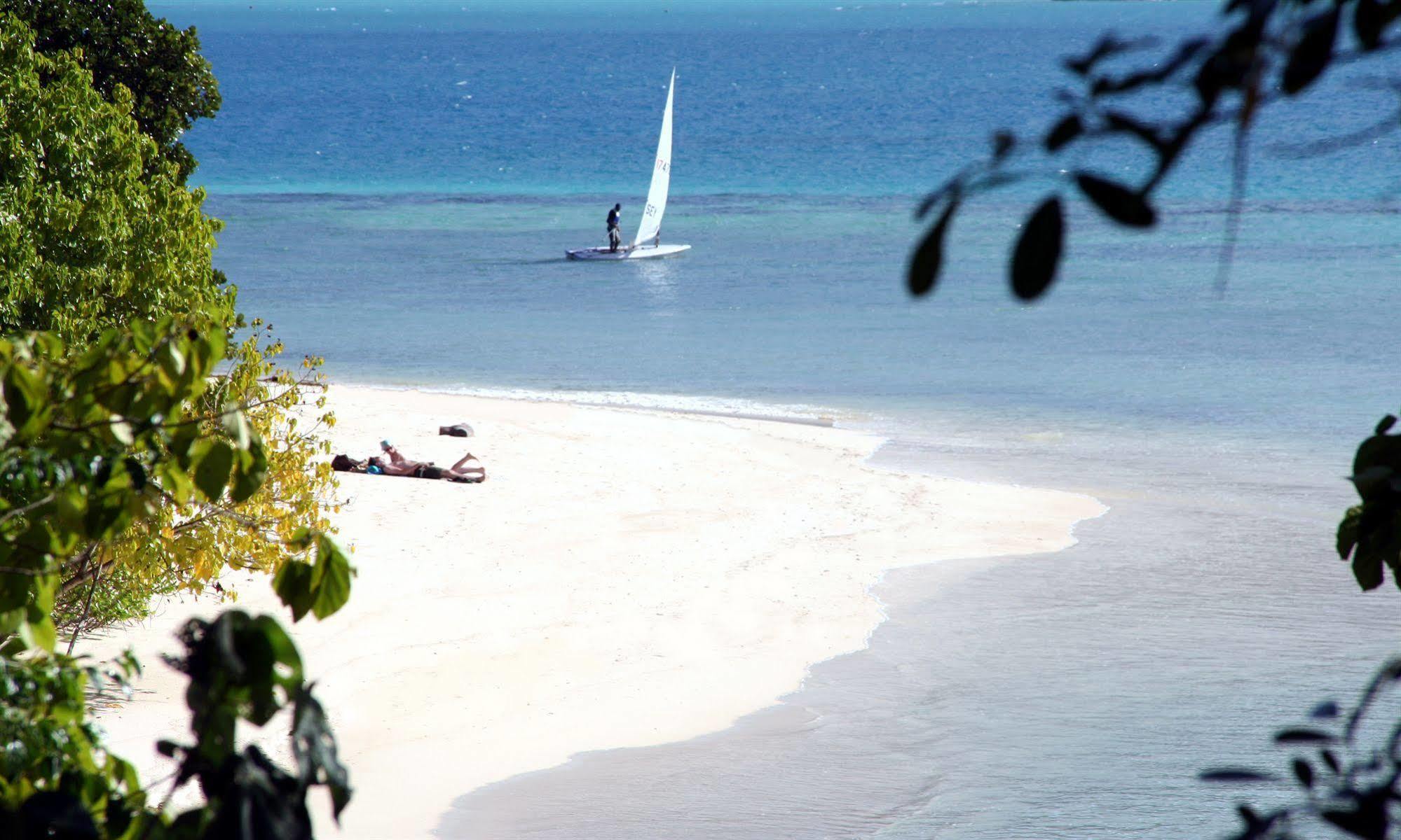 Cerf Island Resort Round Island Εξωτερικό φωτογραφία